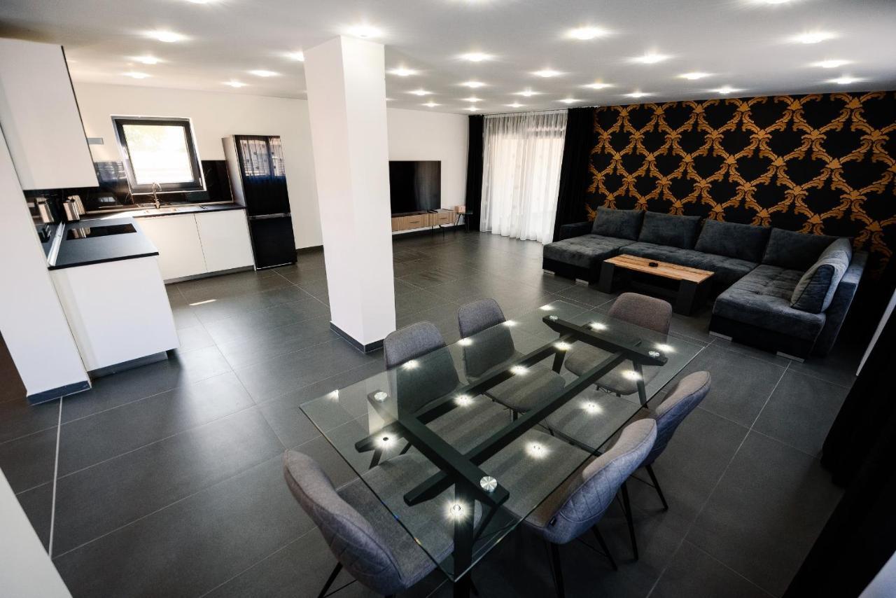 Concept Villa Livezeni  Εξωτερικό φωτογραφία